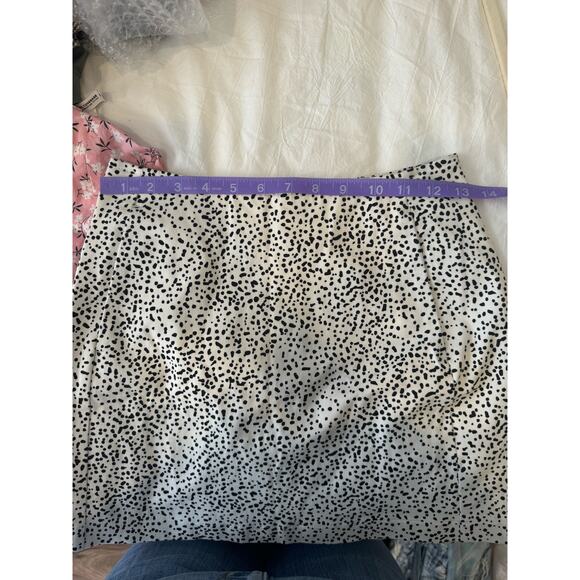 Urban Outfitters‎ Women’s Mini Skirt Black and White NWT - Picture 8 of 9